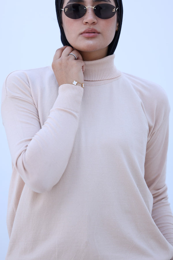 Basic High-Neck Top